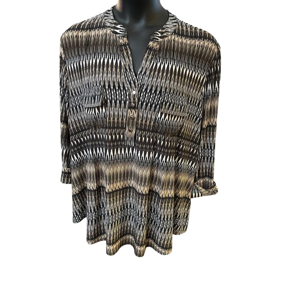 Ava & Grace‎ Woman 3X Tunic Top – Black, Brown & Tan Ikat Print with Pockets - Picture 2 of 6